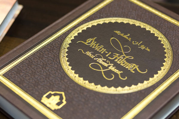 Dîvân-ı Hikmet’in tam metni yayımlandı