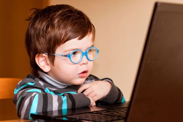 İnternet kullanımı 2 yaşına düştü