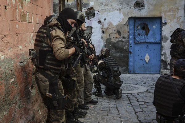 Hakkari'de 4 PKK’lı daha öldürüldü