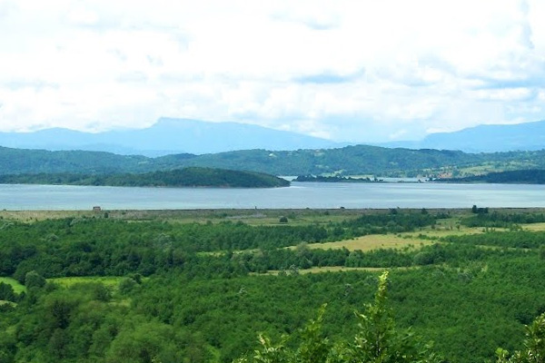 Kırgızistan-Özbekistan arasında su savaşları