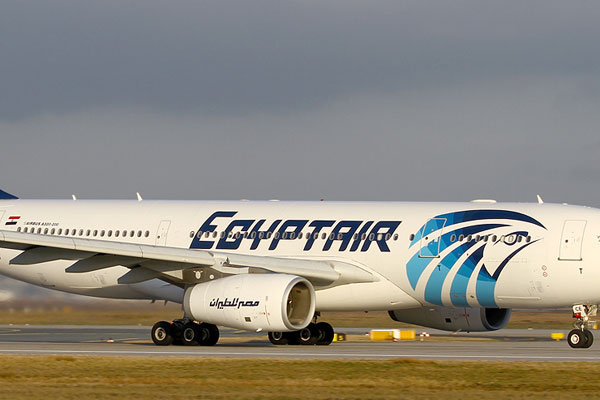 Mısır yolcu uçağı kaçırıldı