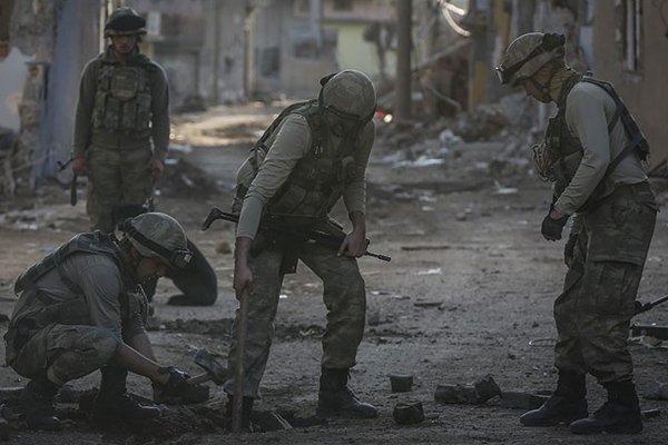 Muş'ta 7 EYP ele geçirildi