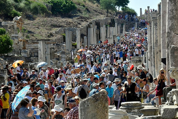 Türkiye'ye gelen turist sayısı yüzde 10 azaldı