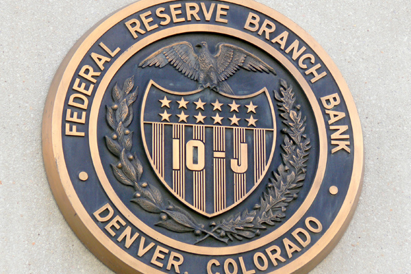 Piyasalar FED'in kararını bekliyor