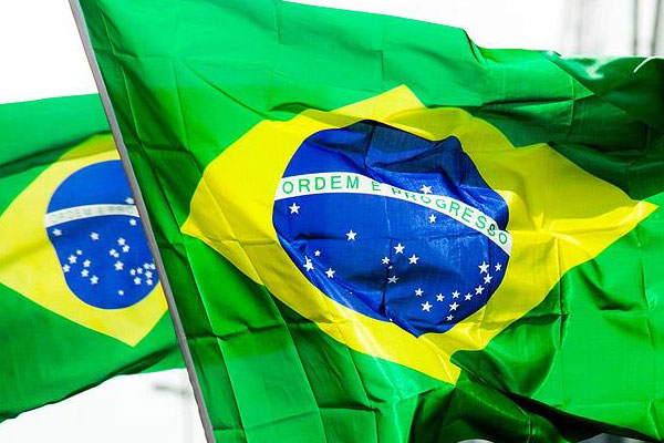 Brezilya'da hükümet krizi patlağı