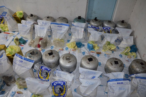 Van’da çok sayıda patlayıcı ele geçirildi