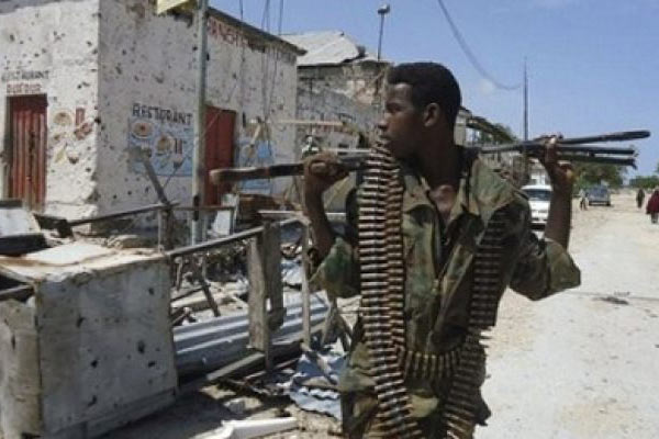 Somali'de okul servisine saldırı