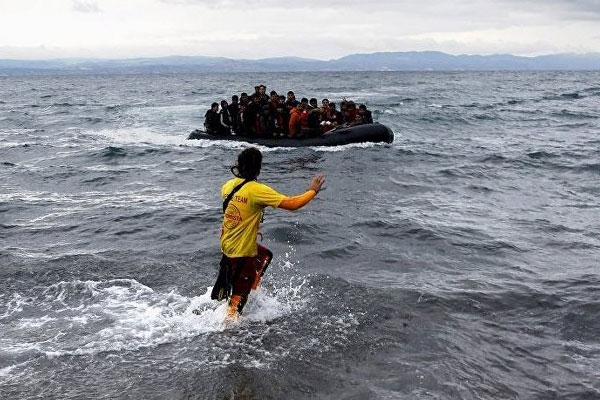 Göçmenleri 'film' ile korkutuyorlar