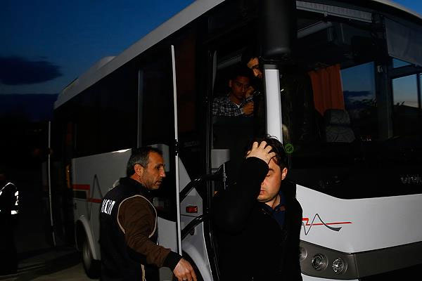 KPSS şüphelilerine sağlık kontrolü