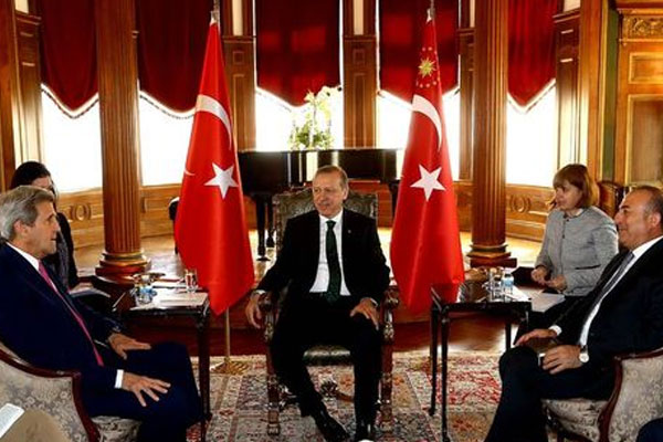 Kerry: YPG’nin derdi Suriye değil