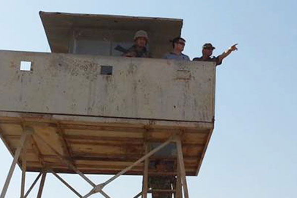 Times: Türk askeri mültecileri vuruyor