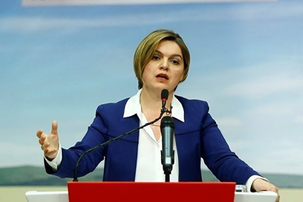 CHP'li Böke, 3 bakanın istifasını istedi