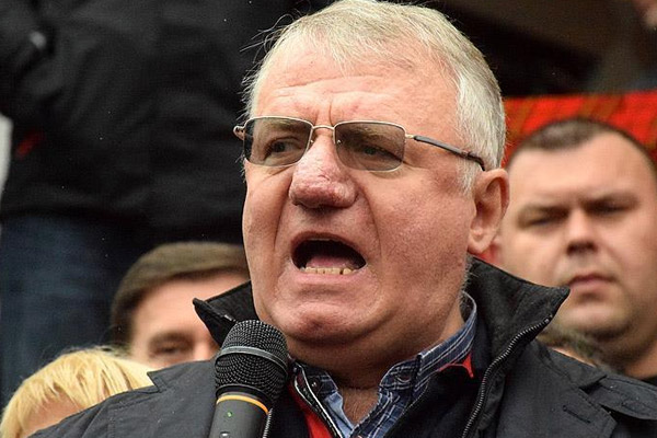 Sırp savaş suçu zanlısı Seselj hakkında beraat