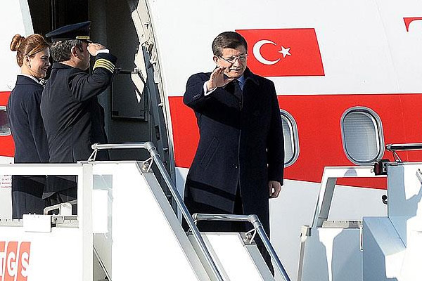 Başbakan Davutoğlu Diyarbakır'da