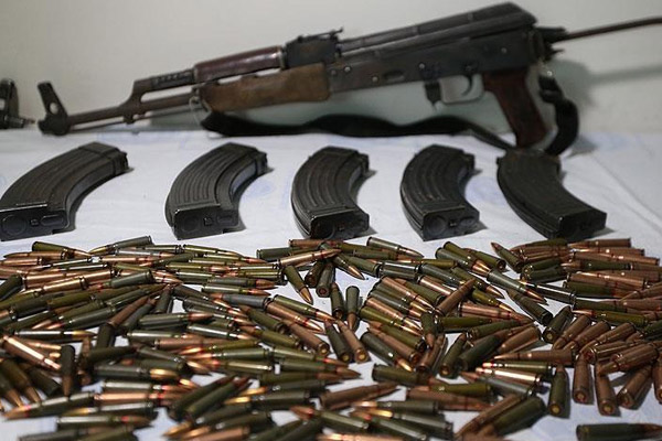 Yüksekova'da çok sayıda mühimmat ele geçirildi