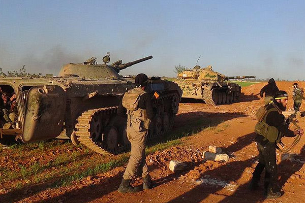 Muhalifler bazı bölgelerde kontrolü sağladı