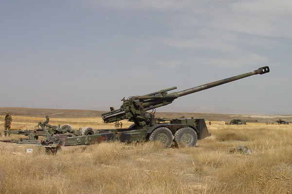 Fırtına obüsleri IŞİD hedeflerini vuruyor