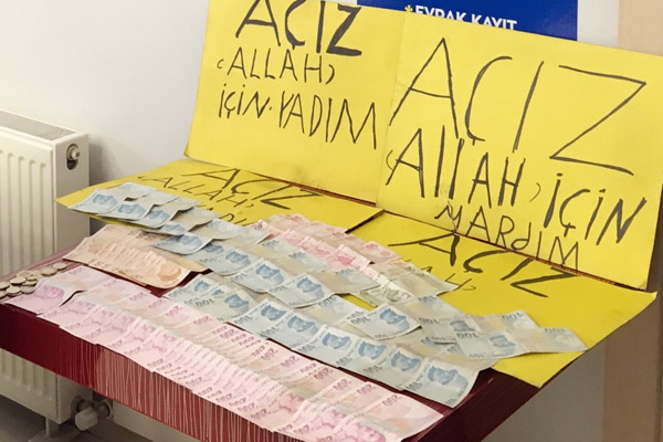 Dilencinin üzerinden 8 bin 500 lira çıktı