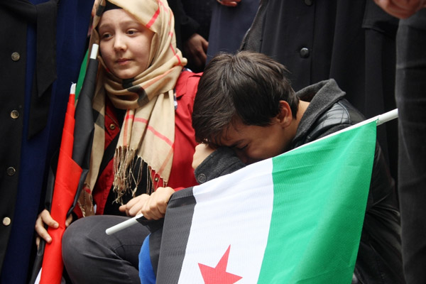 Suriyeli çocuğun gözyaşları duygulandırdı