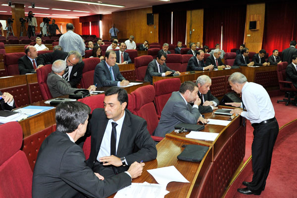 KKTC'de hükümet düştü