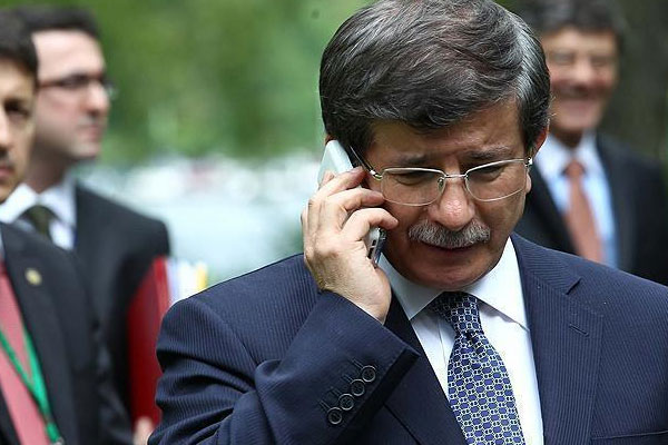 Davutoğlu'ndan Aliyev'e telefon