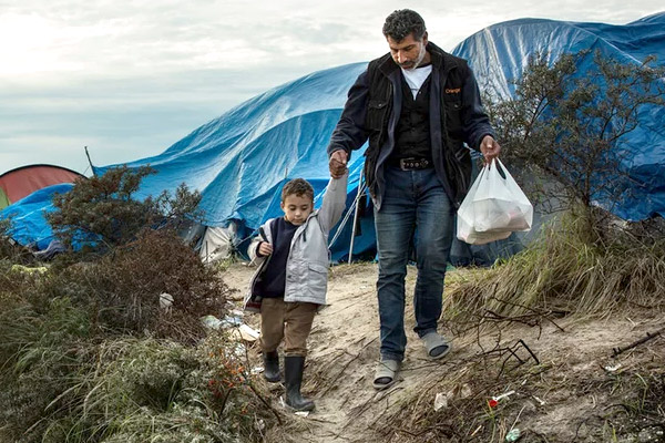Fransa kampı yıktı: 130 mülteci çocuk kayıp