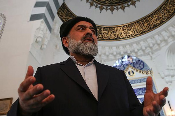 'İslam medeniyetinin merkezi camilerdir'