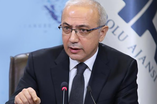 Lütfi Elvan'dan 3,3 milyon gence müjde