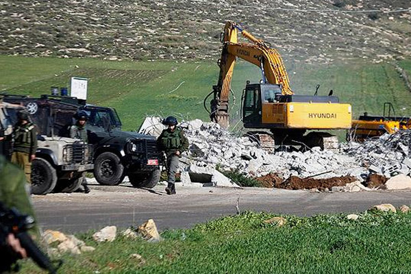 İsrail önce katletti sonra evlerini yıktı