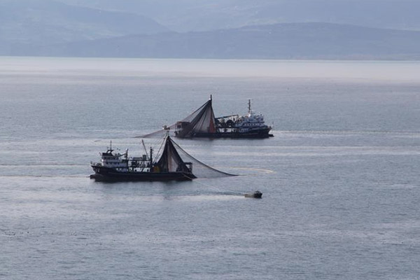 Vietnam, Çin gemisine el koydu