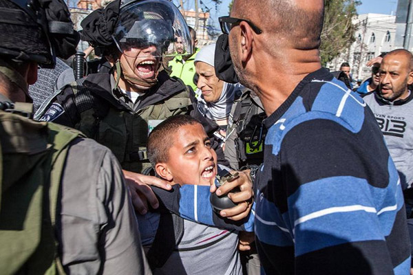 İsrail hapishanelerinde 250 Filistinli çocuk var