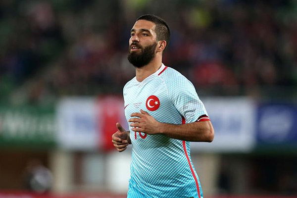 İngiltere-Türkiye maçının biletleri satışta