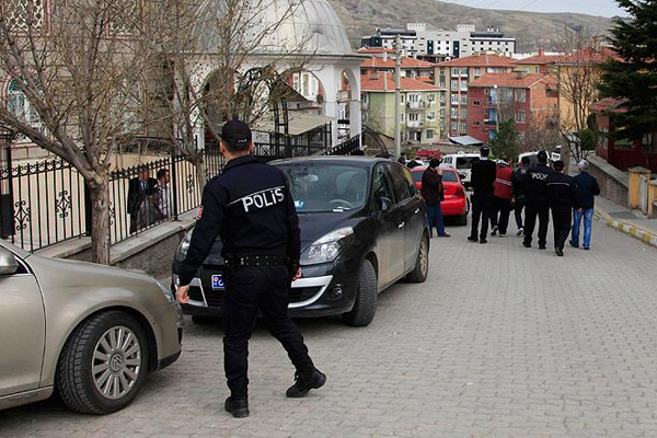 Kırıkkale'de 'FETÖ' operasyonu