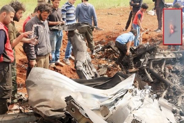 Muhalifler savaş uçağı düşürdü