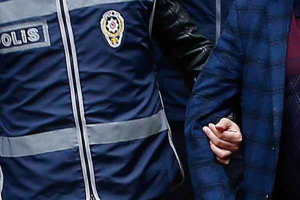 Karabük merkezli 'FETÖ' operasyonda 2 kişi tutuklandı