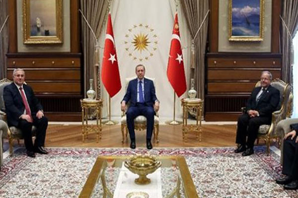 Erdoğan Akarca'yı kabul etti