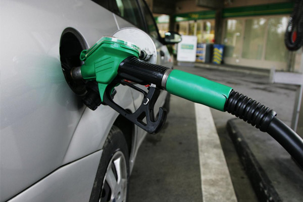 Motorine indirim geldi