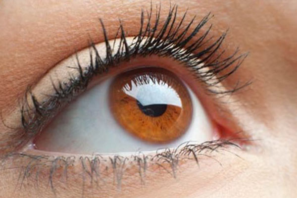 Yaşlılığın ilk belirtisi gözler de başlıyor