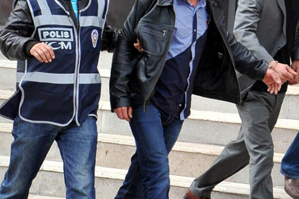 Sosyal medyadan 'terör' propagandasına tutuklama