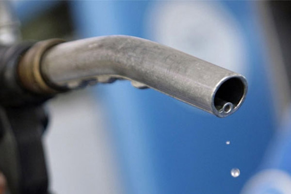 Benzine indirim geldi