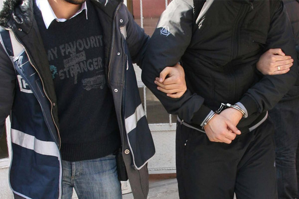 'FETÖ' operasyonunda 17 tutuklama