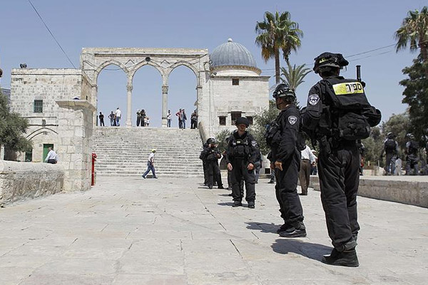 İsrail'in Mescid-i Aksa hatibini gözaltına almasına tepki