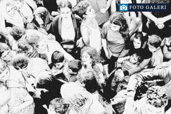 Tunuslu sanatçı mültecilerin dramını resmetti