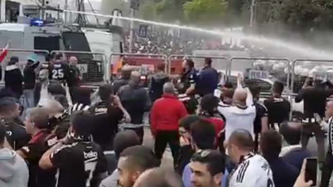 Vodafone Arena'da olaylar çıktı