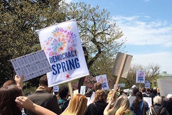 ABD’de 400’den fazla gözaltı