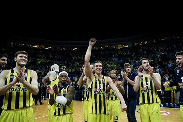 Fenerbahçe, Real Madrid'i yendi