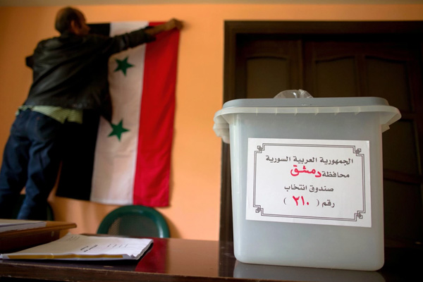 Esed rejimi seçime gidiyor...