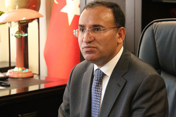 Bekir Bozdağ'dan sızdırılan kimlik bilgilerine ilişkin açıklama