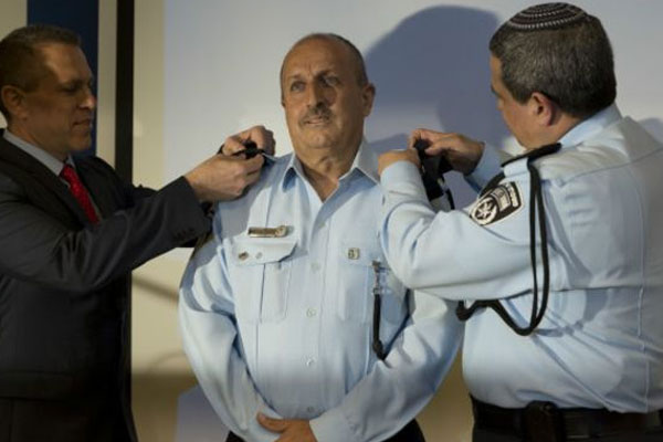 İsrail'de Arap polise yüksek rütbe