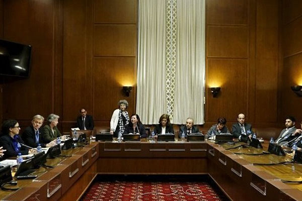 Türkiye'ye Suriye görüşmeleri suçlaması